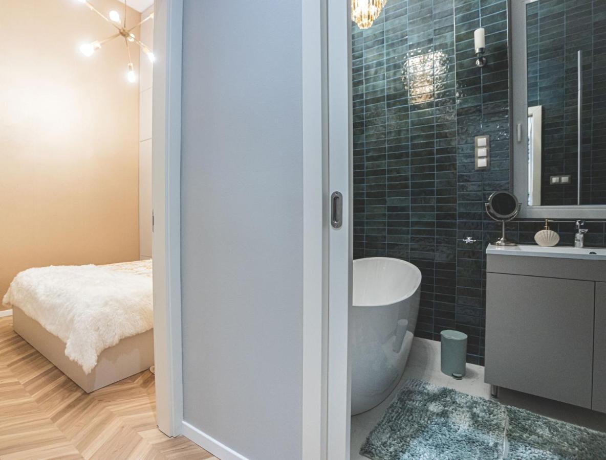 Luxury Gold 2 Bedroom Apartment Budapest Luaran gambar